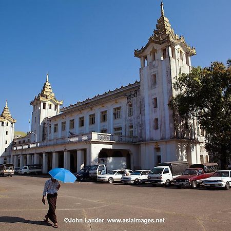 20Th Street Hostel Yangon Exterior photo