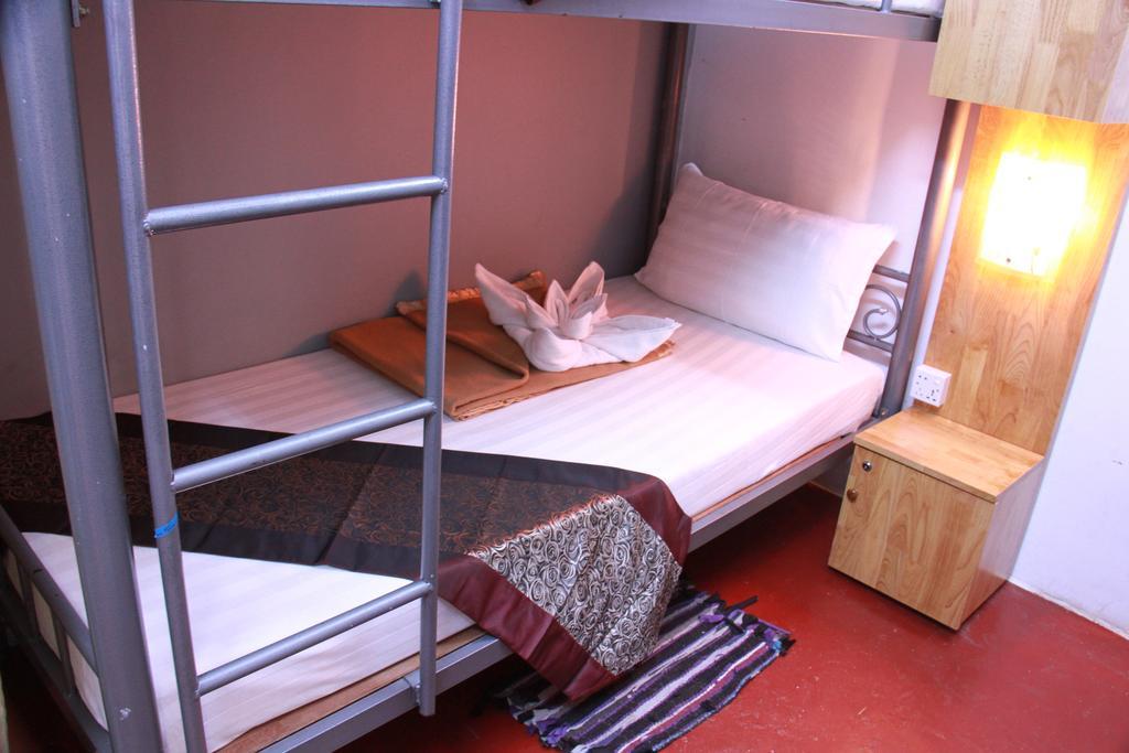 20Th Street Hostel Yangon Exterior photo