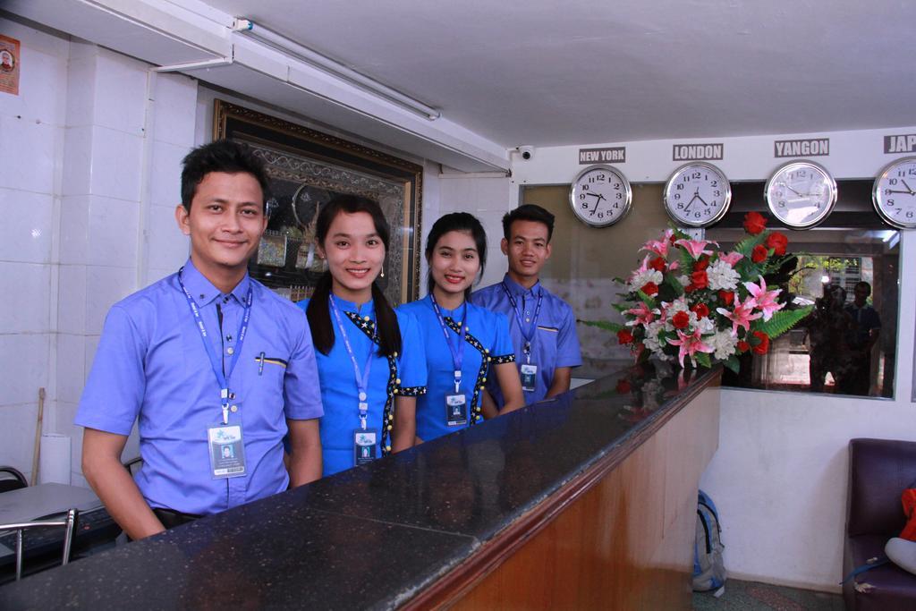 20Th Street Hostel Yangon Exterior photo